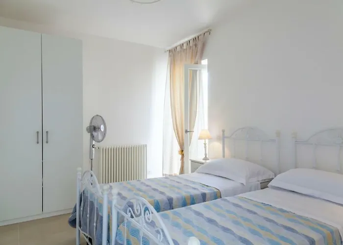 别墅 Helloapulia Blu Ocean - Panoramic Trulli With Sea View, Private Pool And Garden - - Pet Friendly *