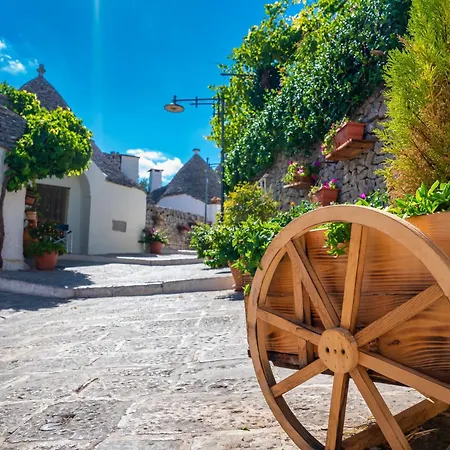 Helloapulia Blu Ocean - Panoramic Trulli With Sea View, Private Pool And Garden -
