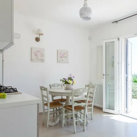 Villa Helloapulia Blu Ocean - Panoramic Trulli With Sea View, Private Pool And Garden - *